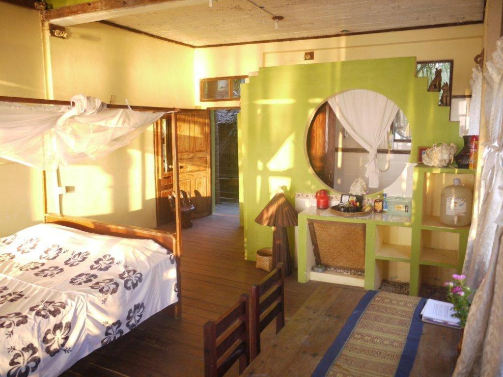 Oliver'S Laguna Eco Lodge Hotel Ngapali Buitenkant foto
