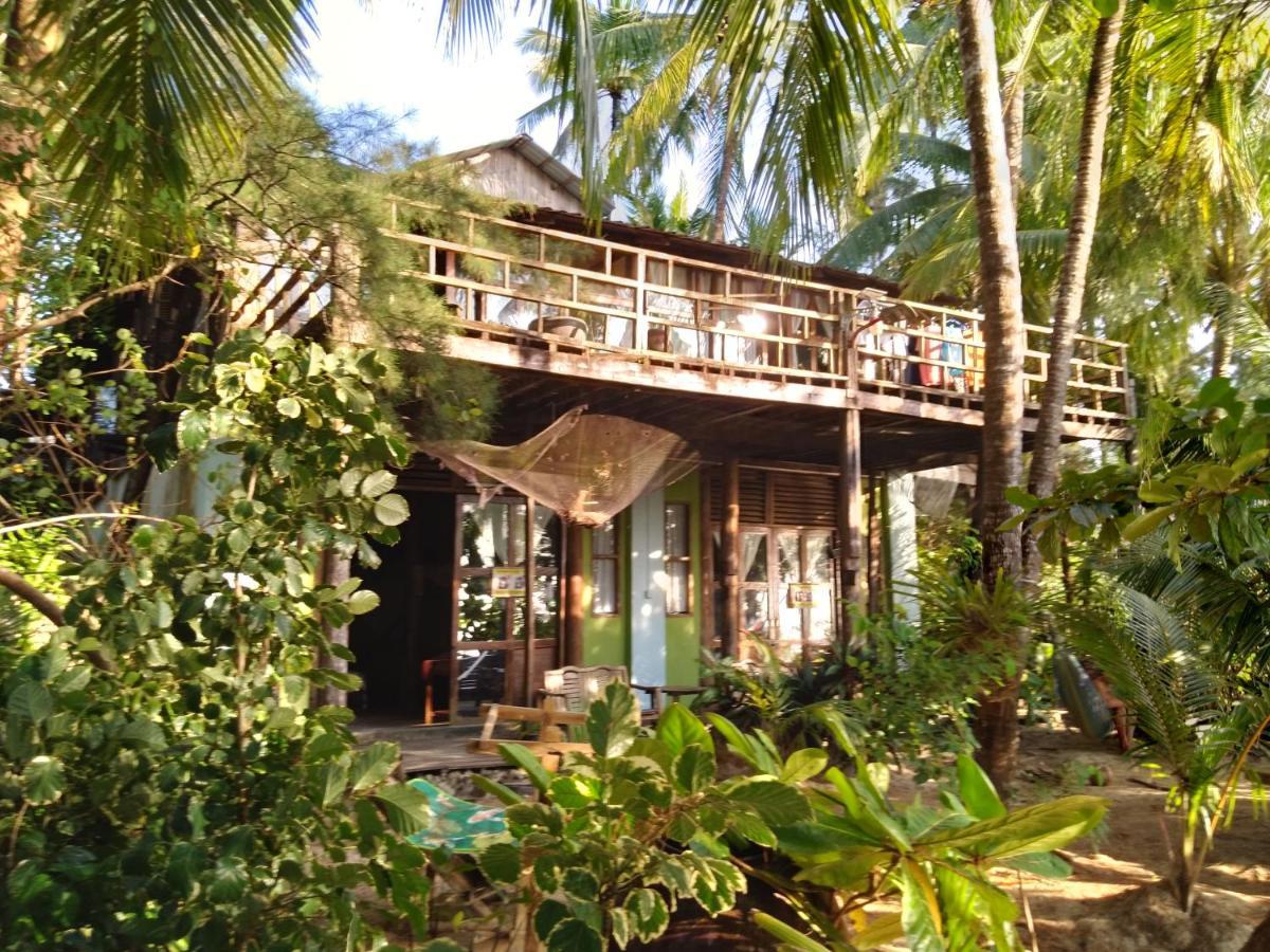 Oliver'S Laguna Eco Lodge Hotel Ngapali Buitenkant foto