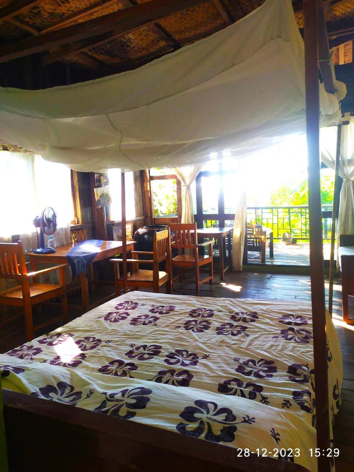 Oliver'S Laguna Eco Lodge Hotel Ngapali Buitenkant foto