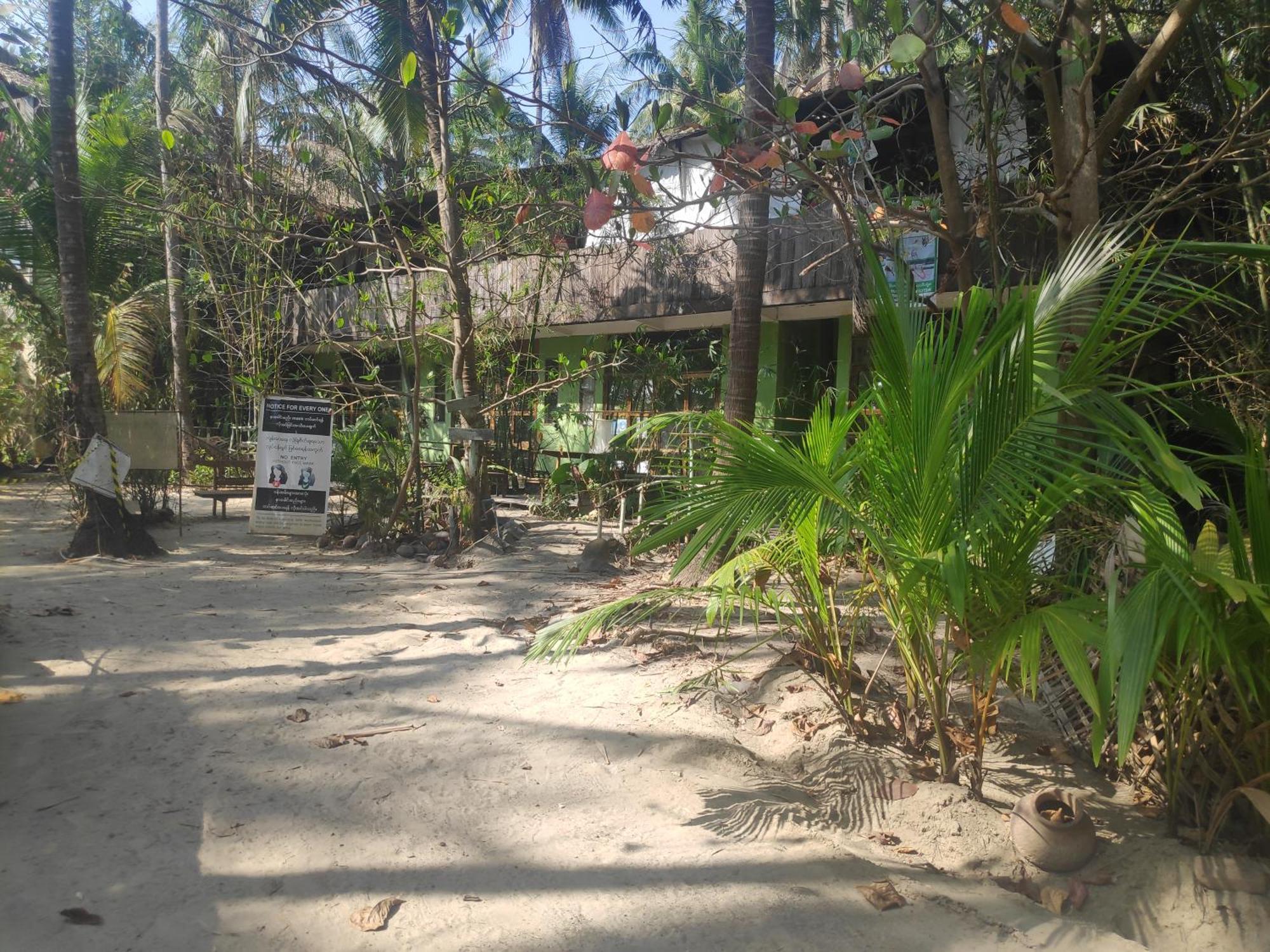 Oliver'S Laguna Eco Lodge Hotel Ngapali Buitenkant foto