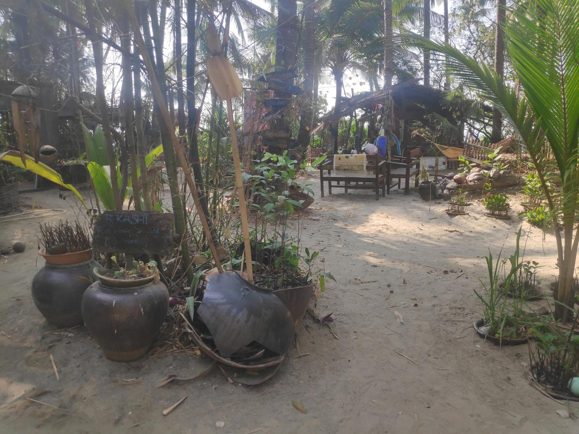 Oliver'S Laguna Eco Lodge Hotel Ngapali Buitenkant foto